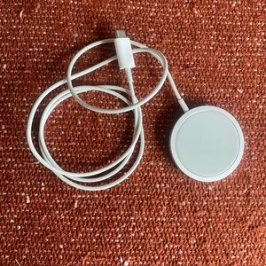 Apple MagSafe iPhone Charger